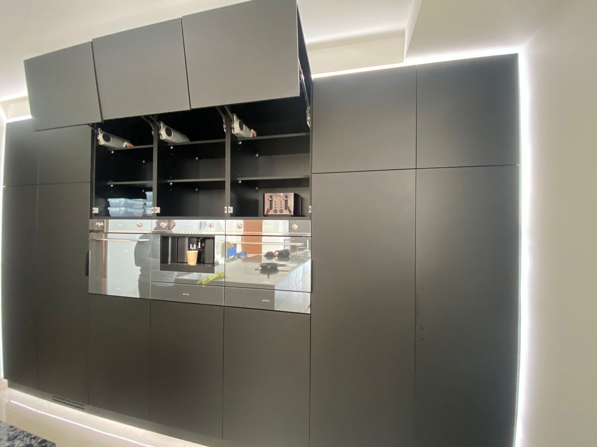 10 de 37: muro camuflado en cocina