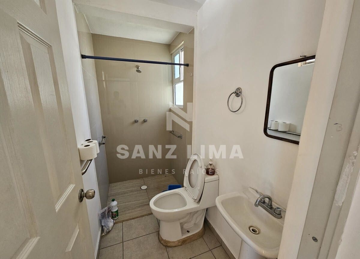 Baño completo en planta baja