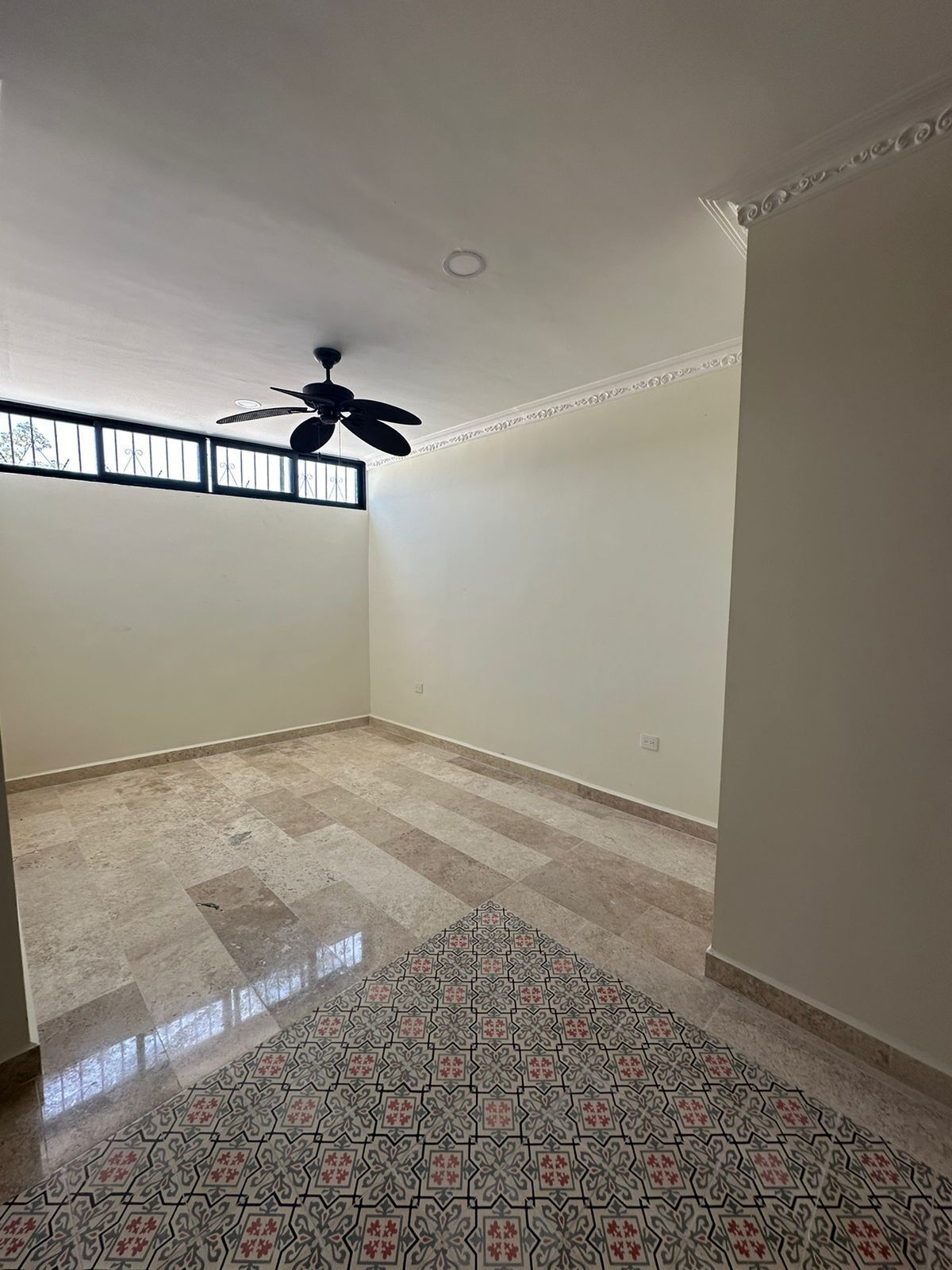11 de 14: Segunda Habitación