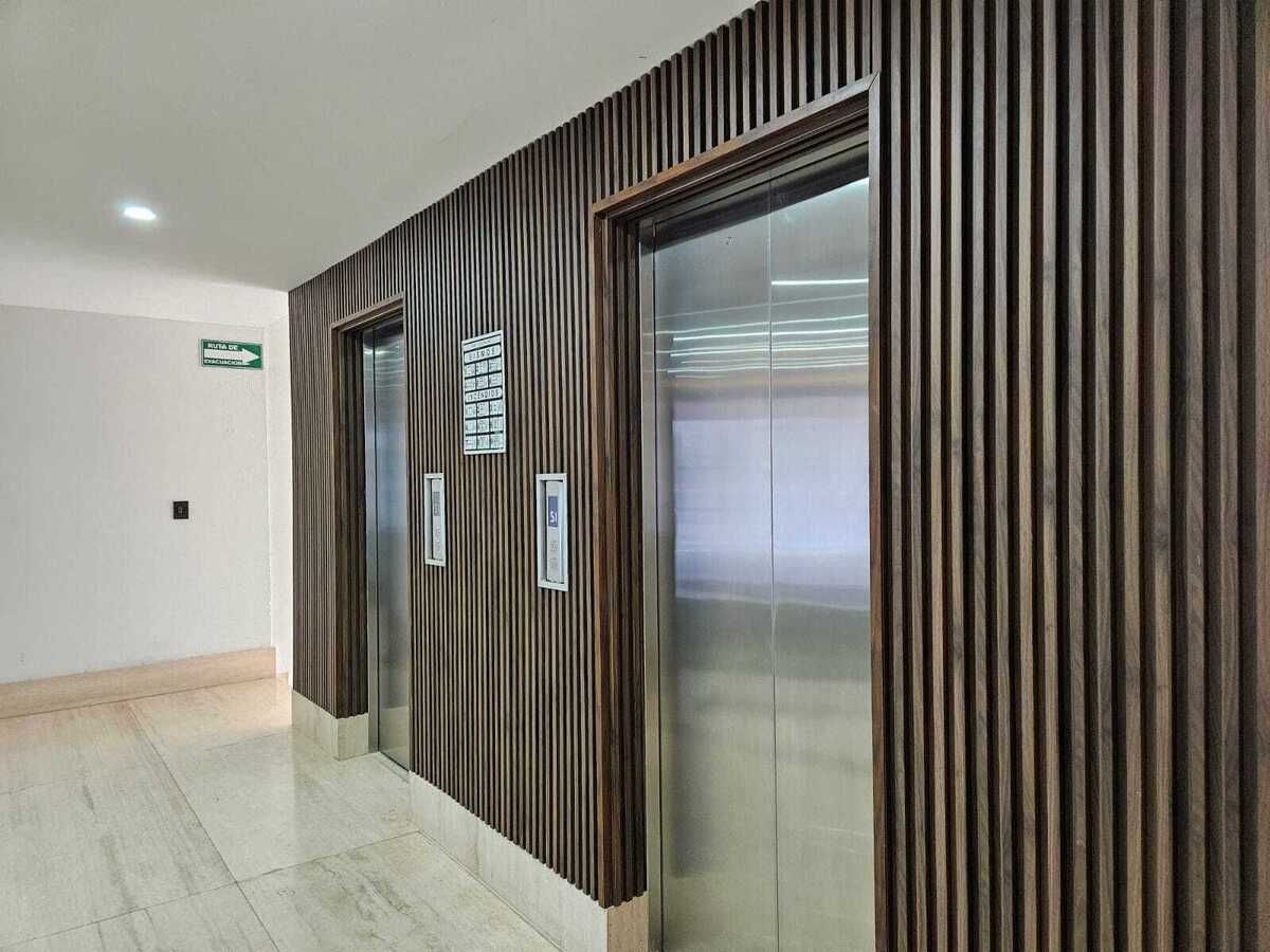 RENTA OFICINA  LA RESERVA EL CAMPANARIO QUERETARO