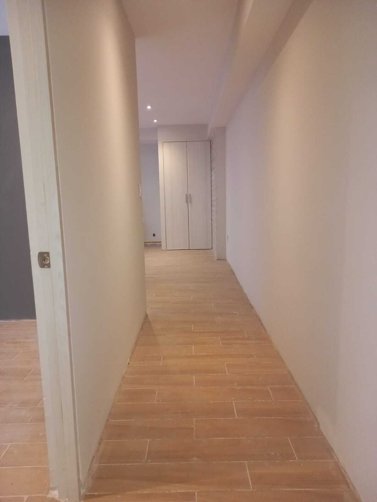 2 of 14: Recamaras interiores