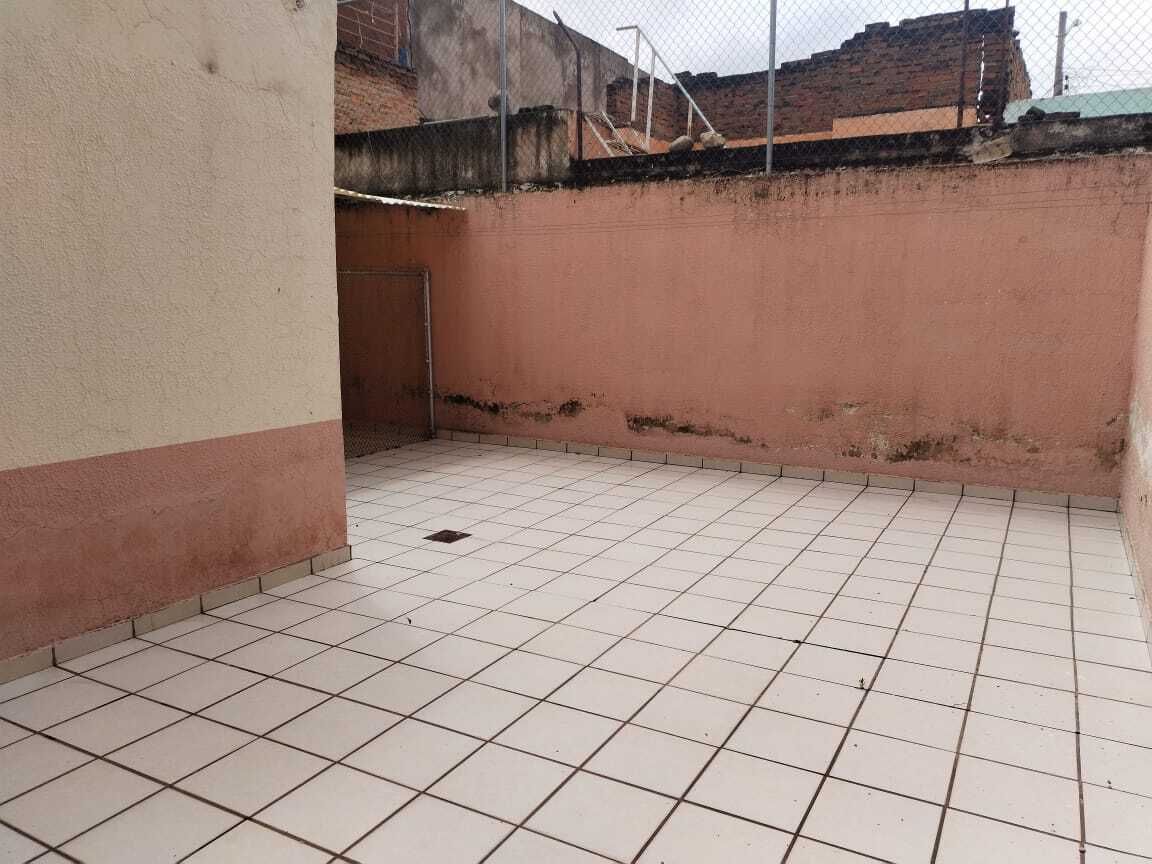 15 de 37