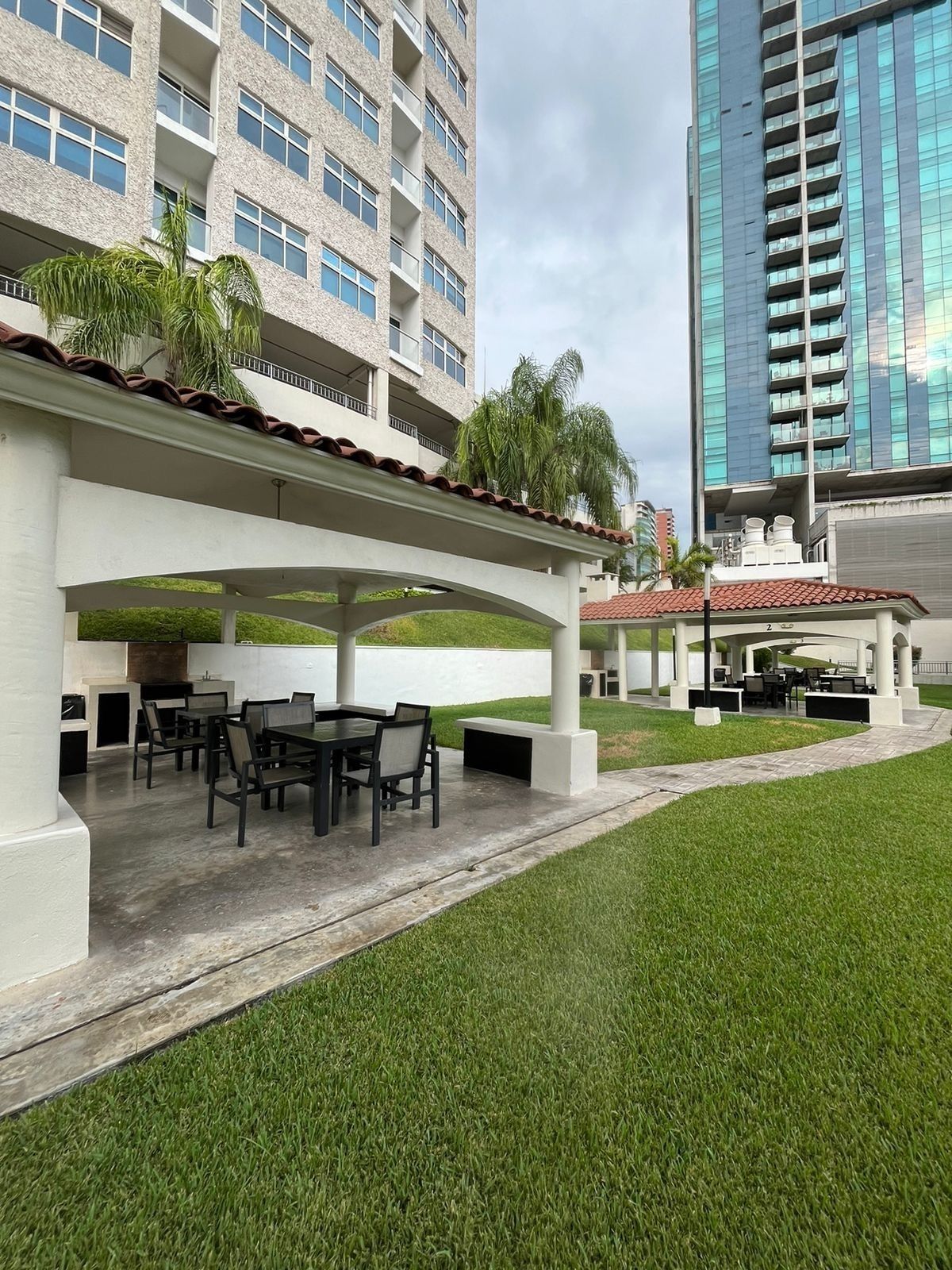 18 of 19: amenidades palapa