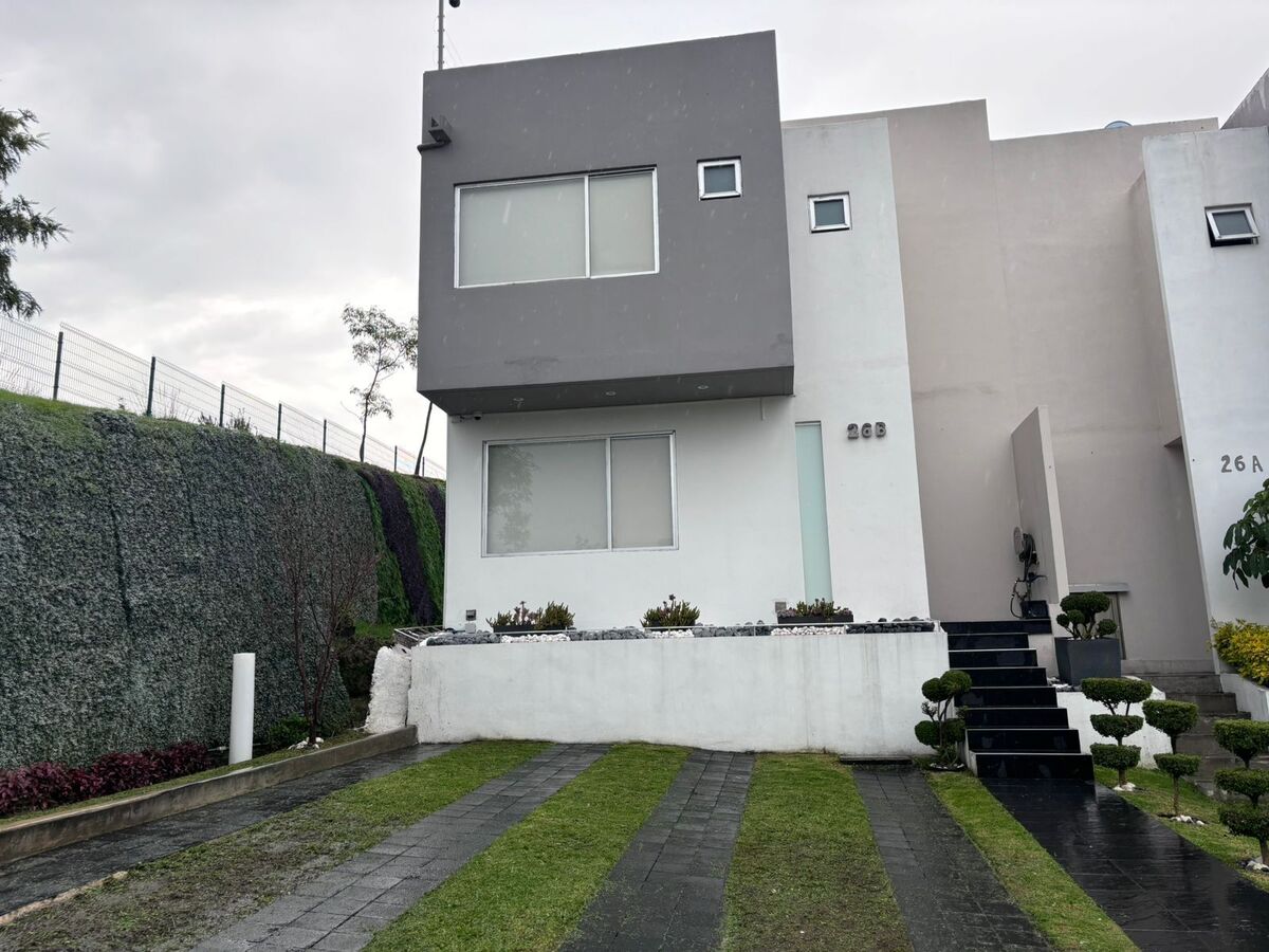 1 de 13: Fachada