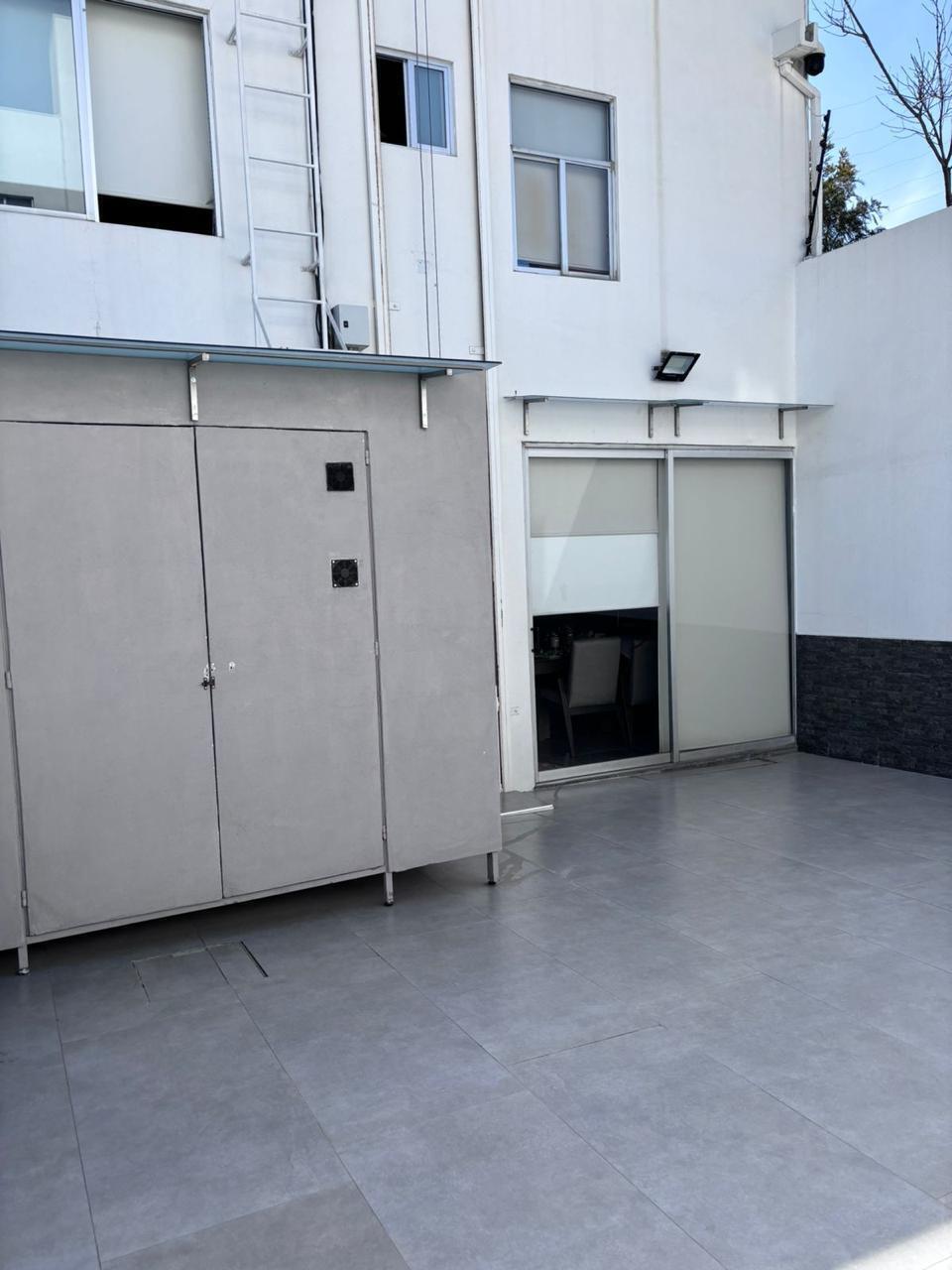 4 de 13: Patio