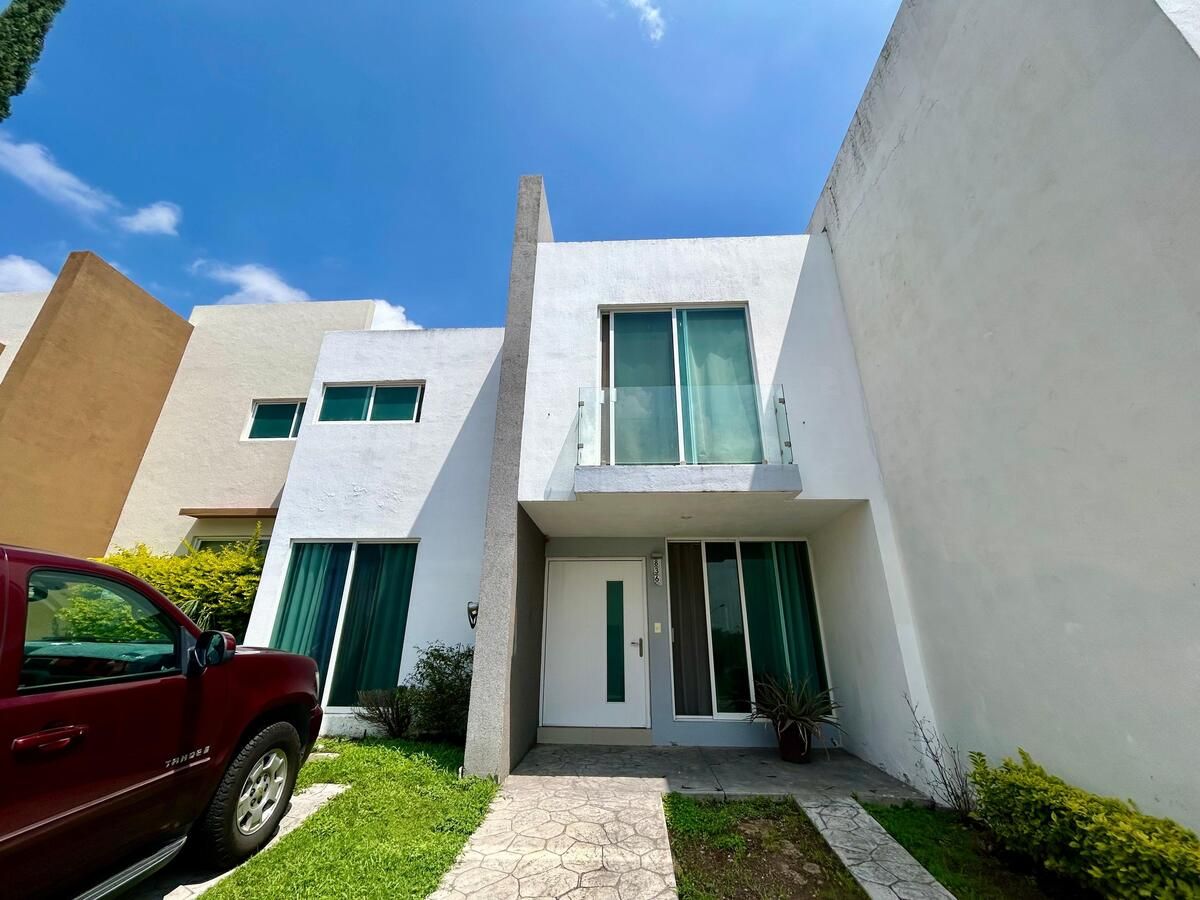 Casa En Venta En La Rioja, Tlajomulco De Zuñiga - foto 1