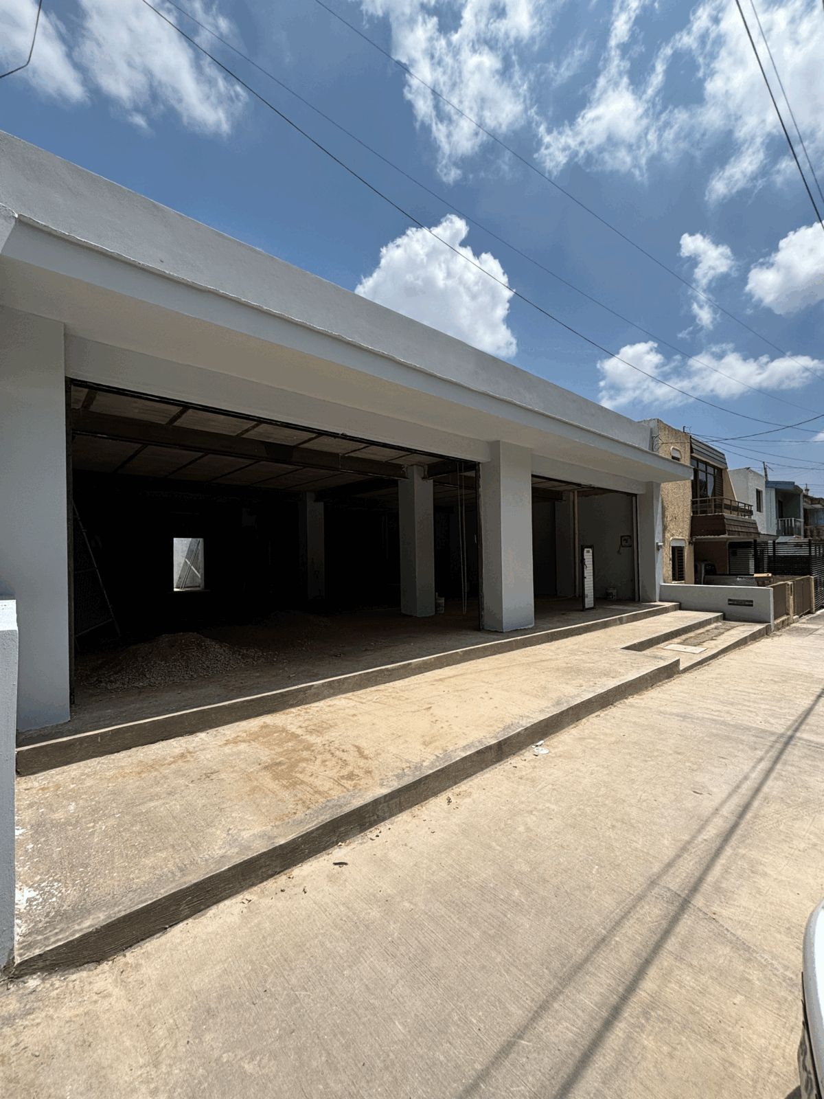 LOCAL COMERCIAL EN VENTA