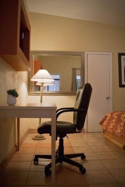 NEGOTIABLE PRICE HOTEL IN DOWNTOWN ENSENADA - foto 2