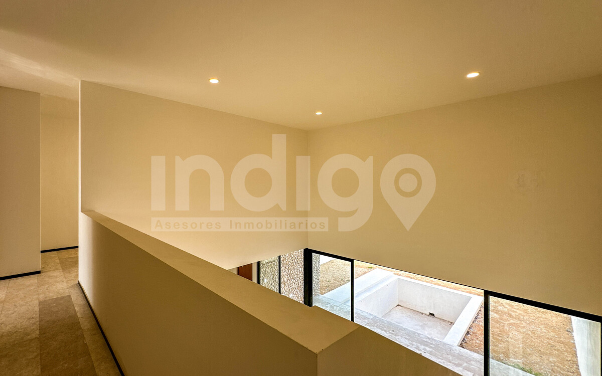 19 de 45: Pasillo Planta Alta