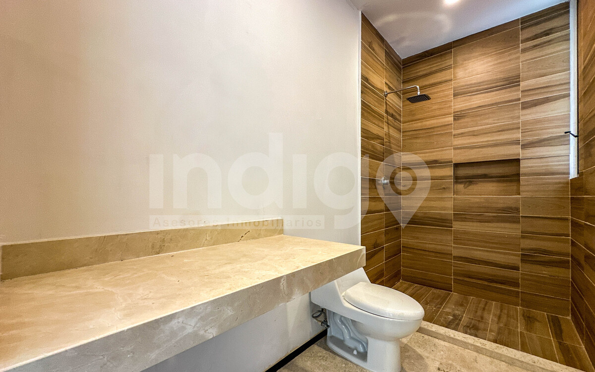 40 de 45: Baño Recámara Secundaria 2