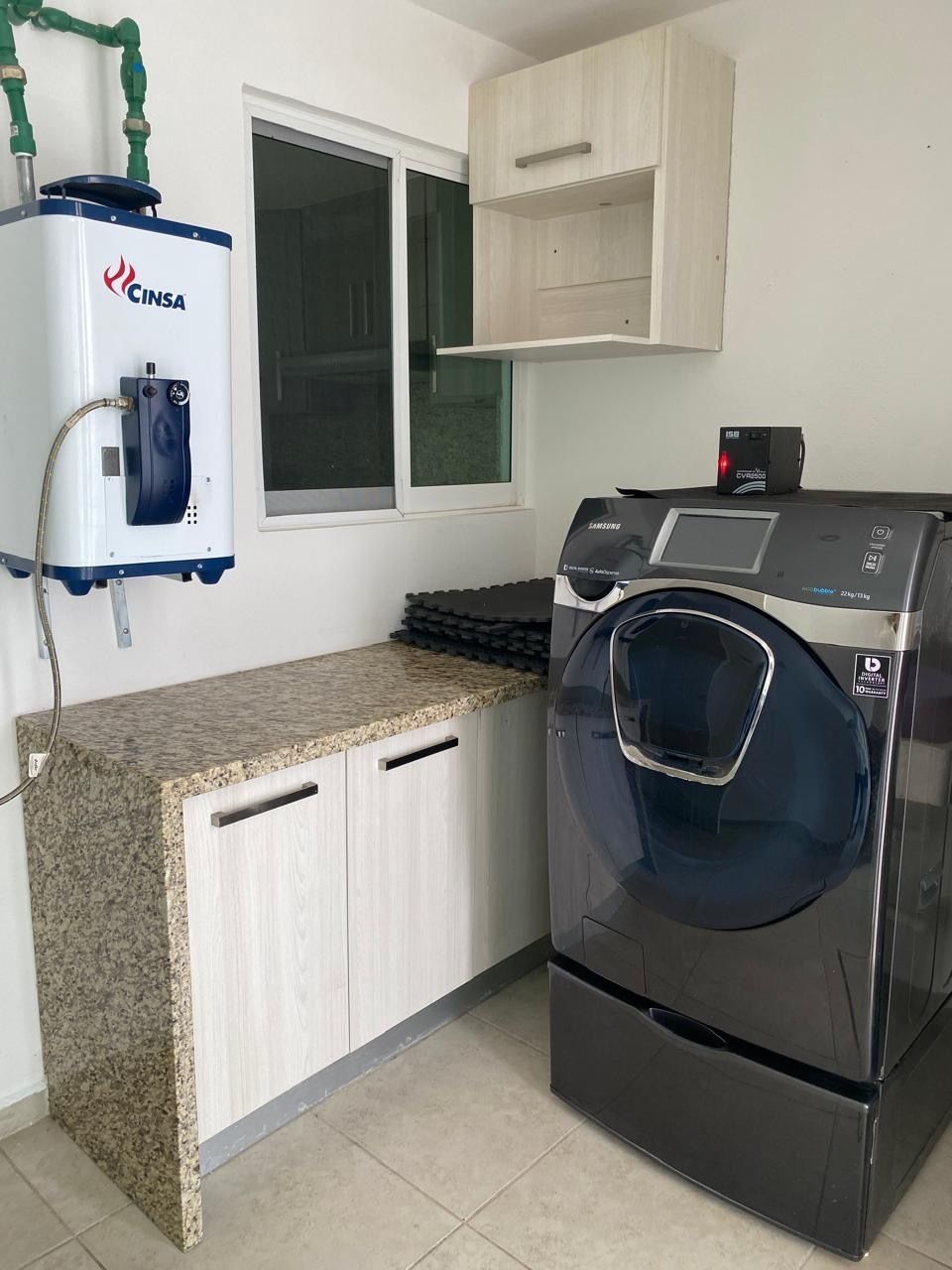 4 of 17: Cuarto de lavado