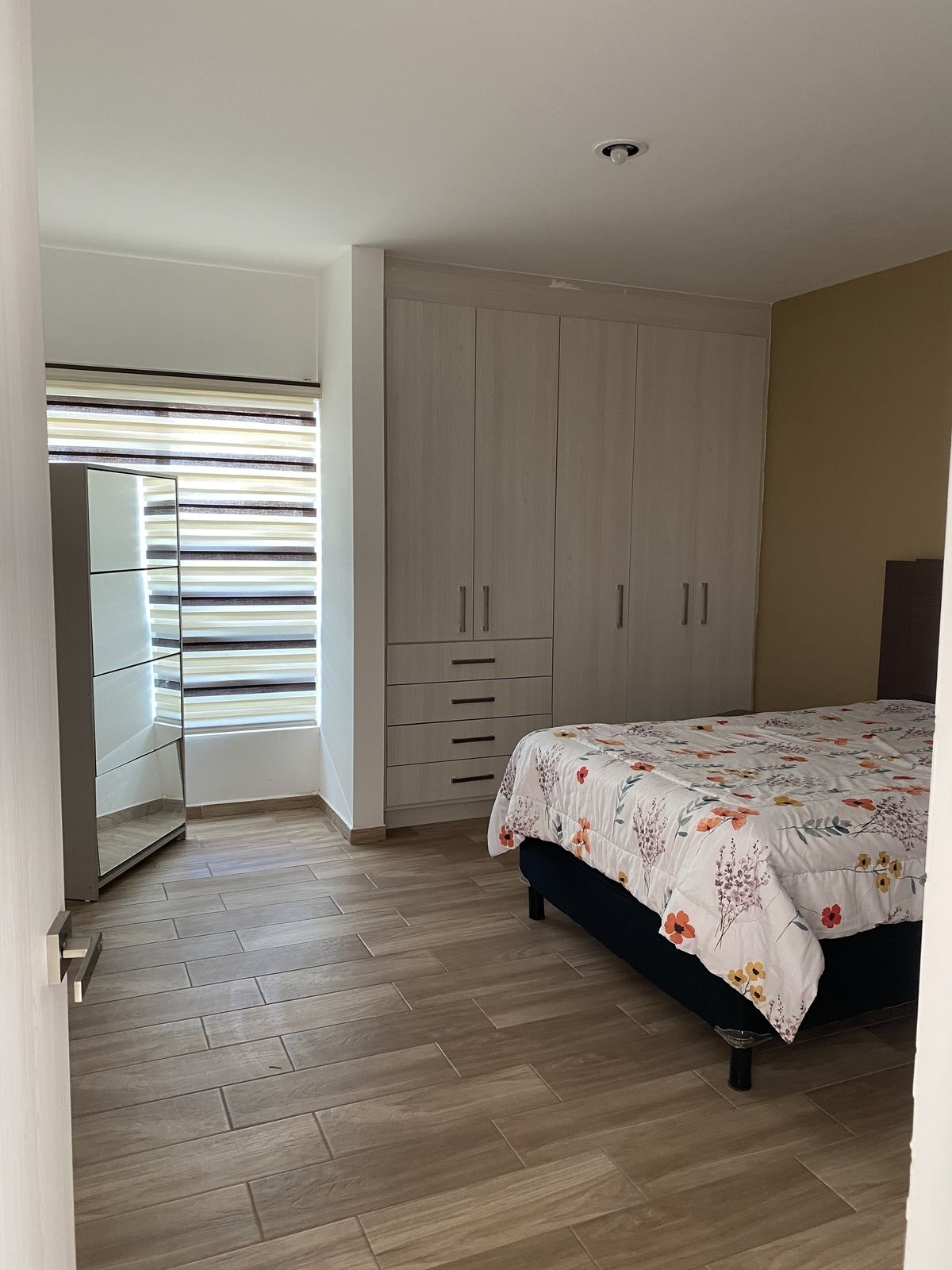 14 of 17: Habitación secundaria 2