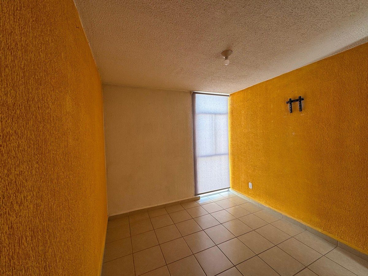 12 de 16: Recámara 2.