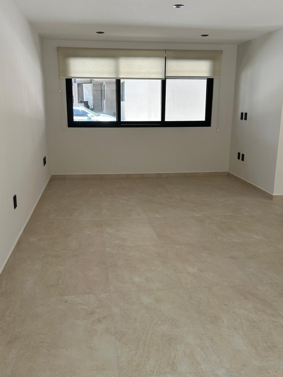2 de 17: Sala