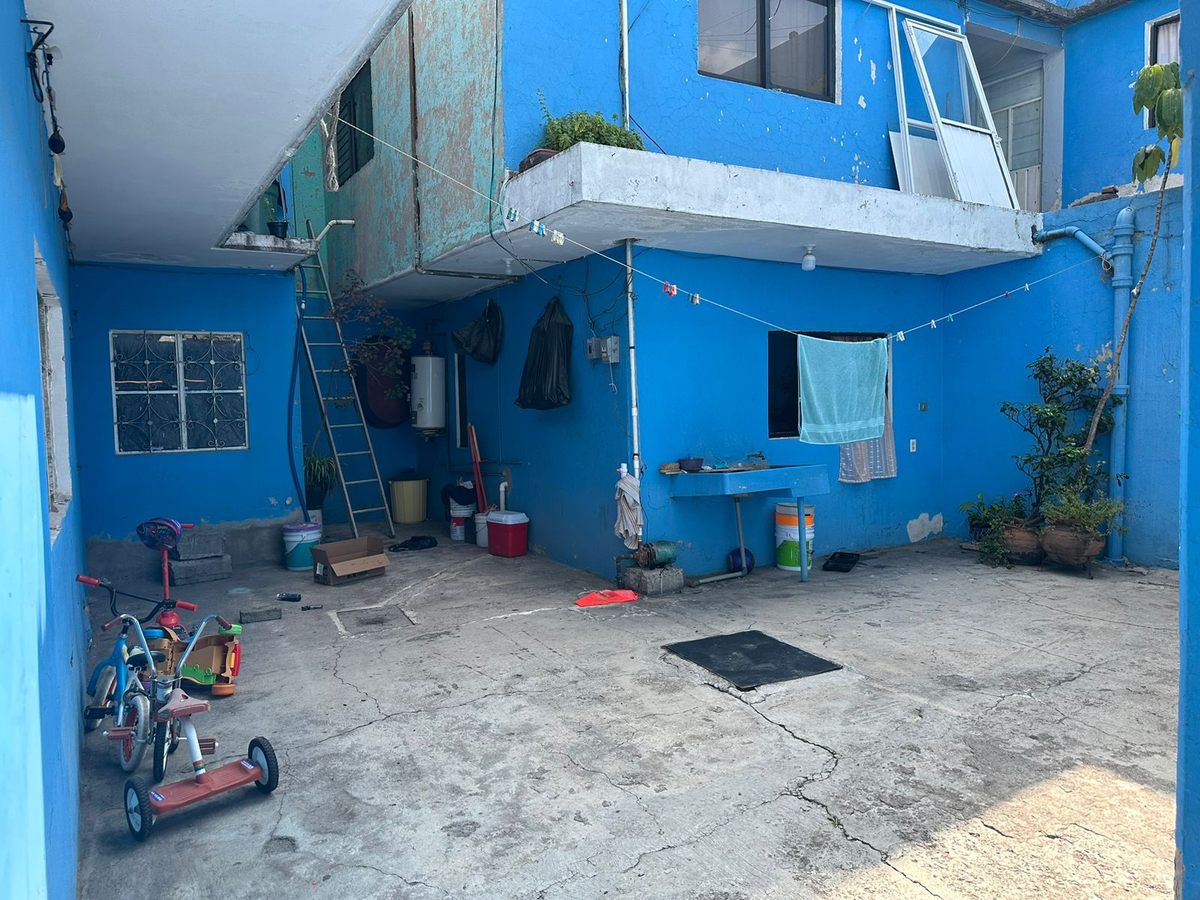 2 de 32