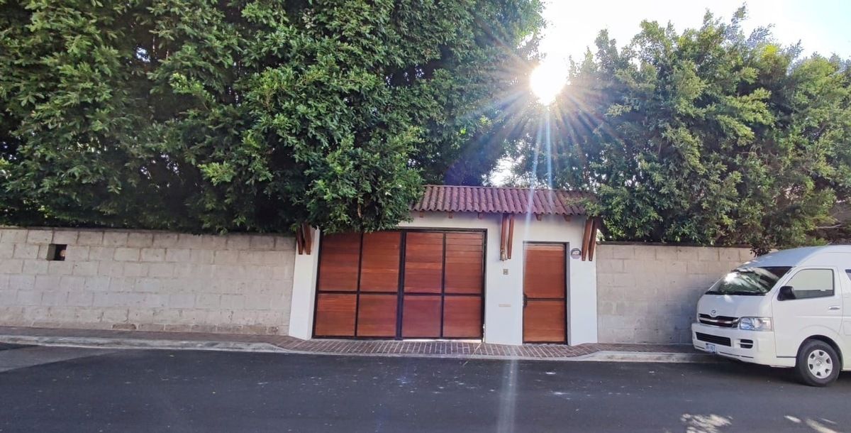 https://assets.easybroker.com/property_images/4723868/79834978/EB-RD3868.JPG?version=1725816487