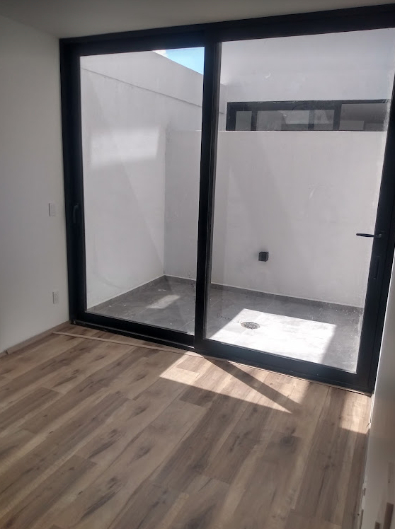 6 de 8: Terraza en Recamara principal