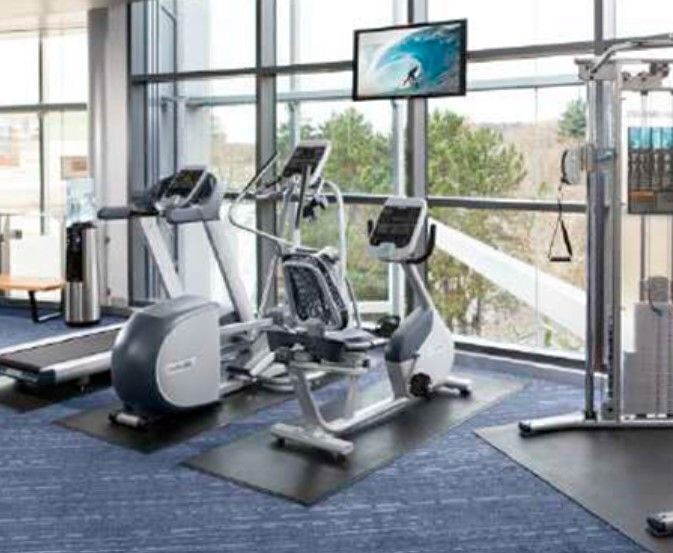 5 of 9: Gimnasio