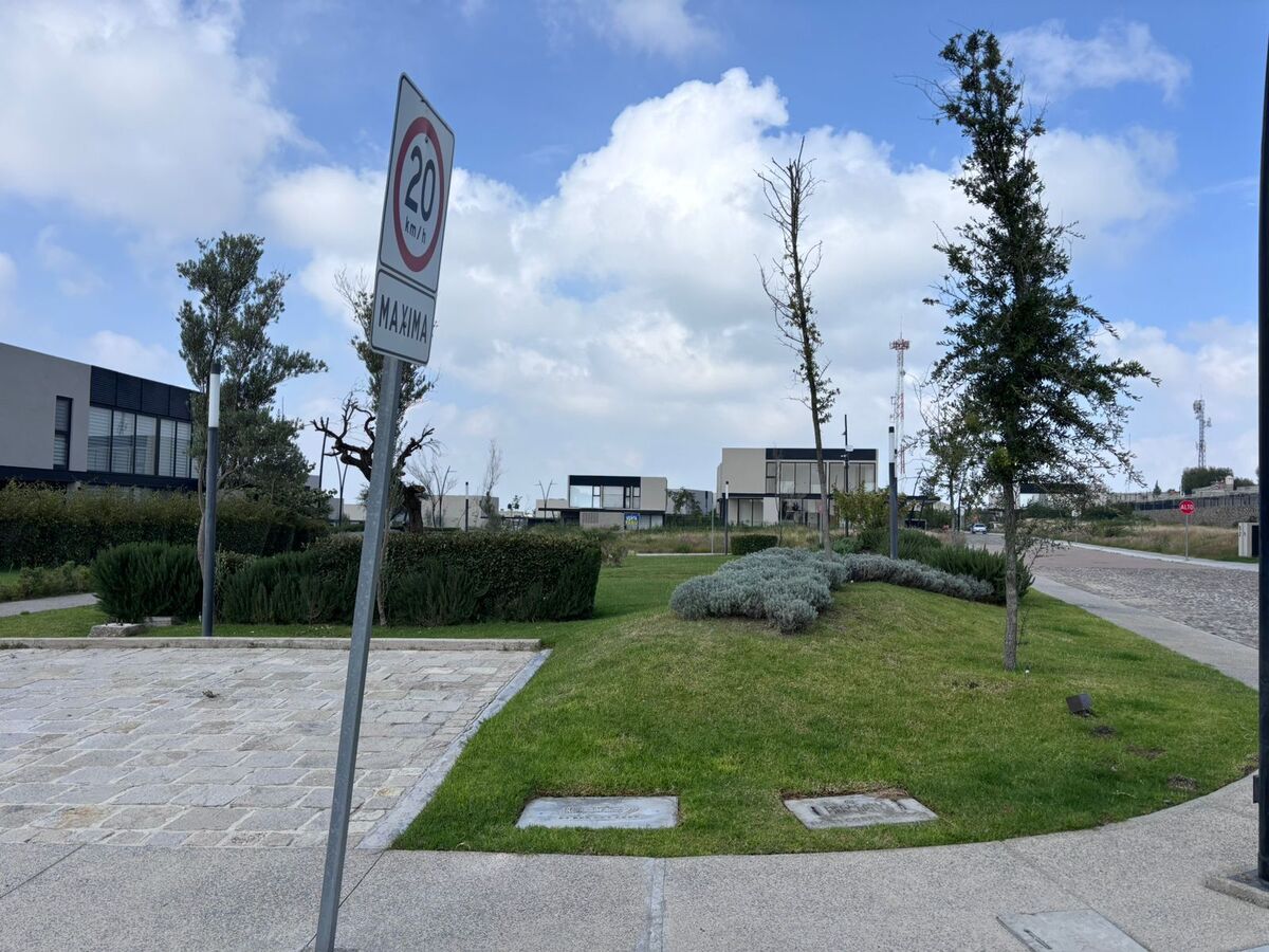 Venta de terreno en Lomas de Campanario Norte - foto 4