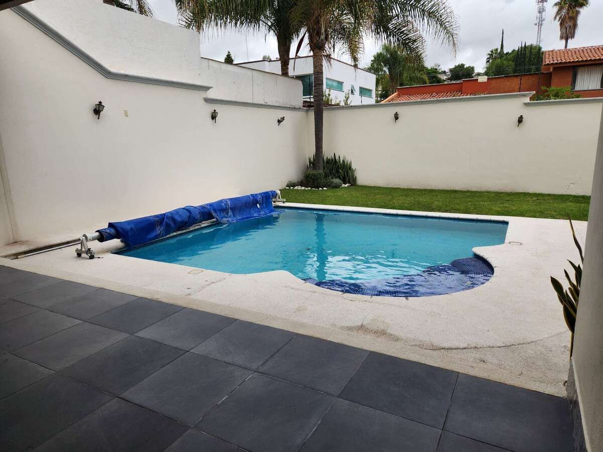 Casa en Venta Villas del Meson, Juriquilla con Alberca