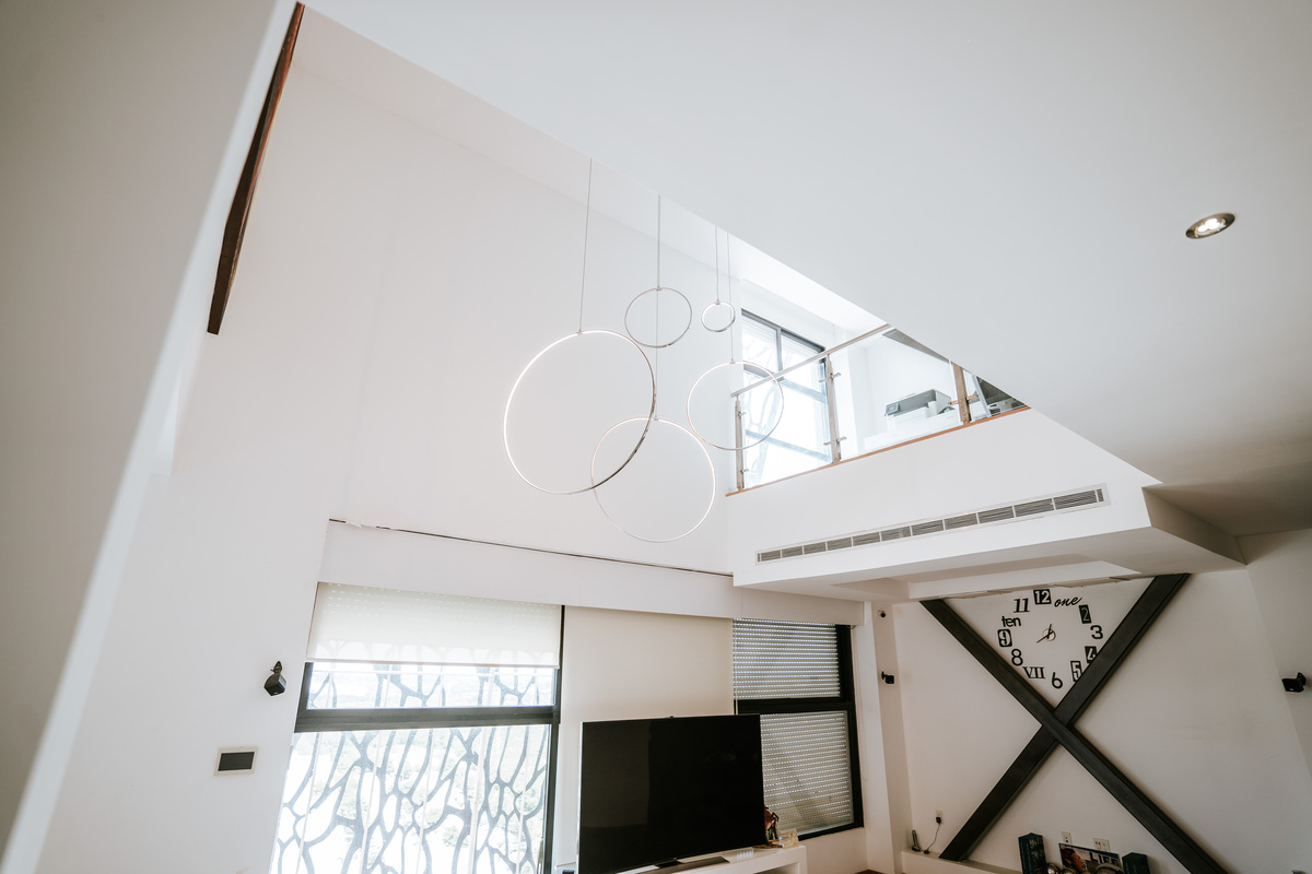 3 of 20: Sala a Doble Altura