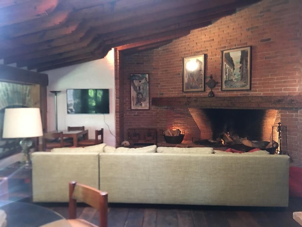 4 de 19: Area social