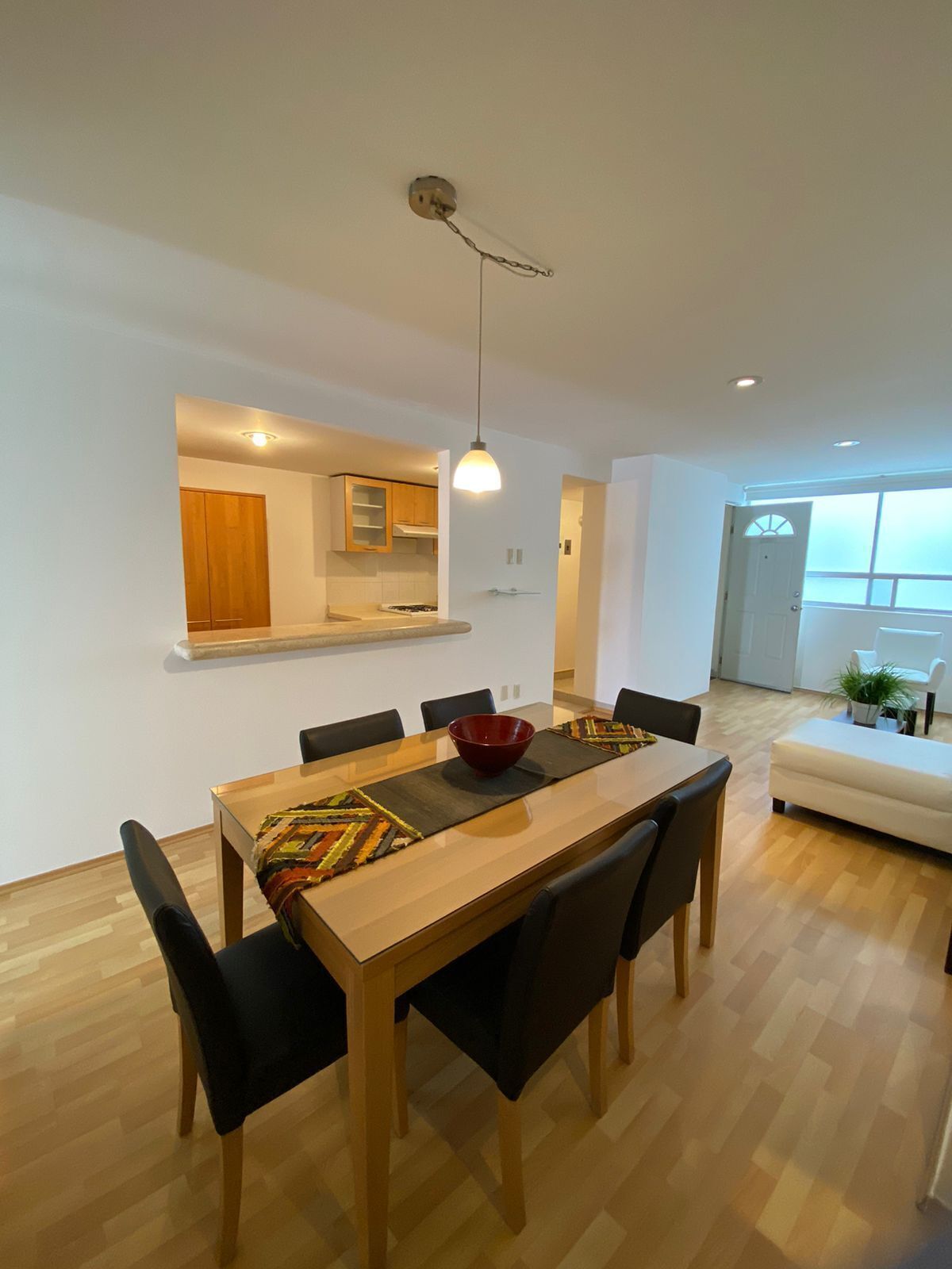 217, Calle Arquímedes, Chapultepec Morales, Polanco V Sección, 11560 con 2 Recámaras, 2 Puestos de Estacionamiento, 2 Baños y 85.75 Metros Cuadrados 217, Calle Arquímedes, Chapultepec Morales, Polanco V Sección, 11560 con 2 Recámaras, 2 Puestos de Estacionamiento, 2 Baños y 85.75 Metros Cuadrados