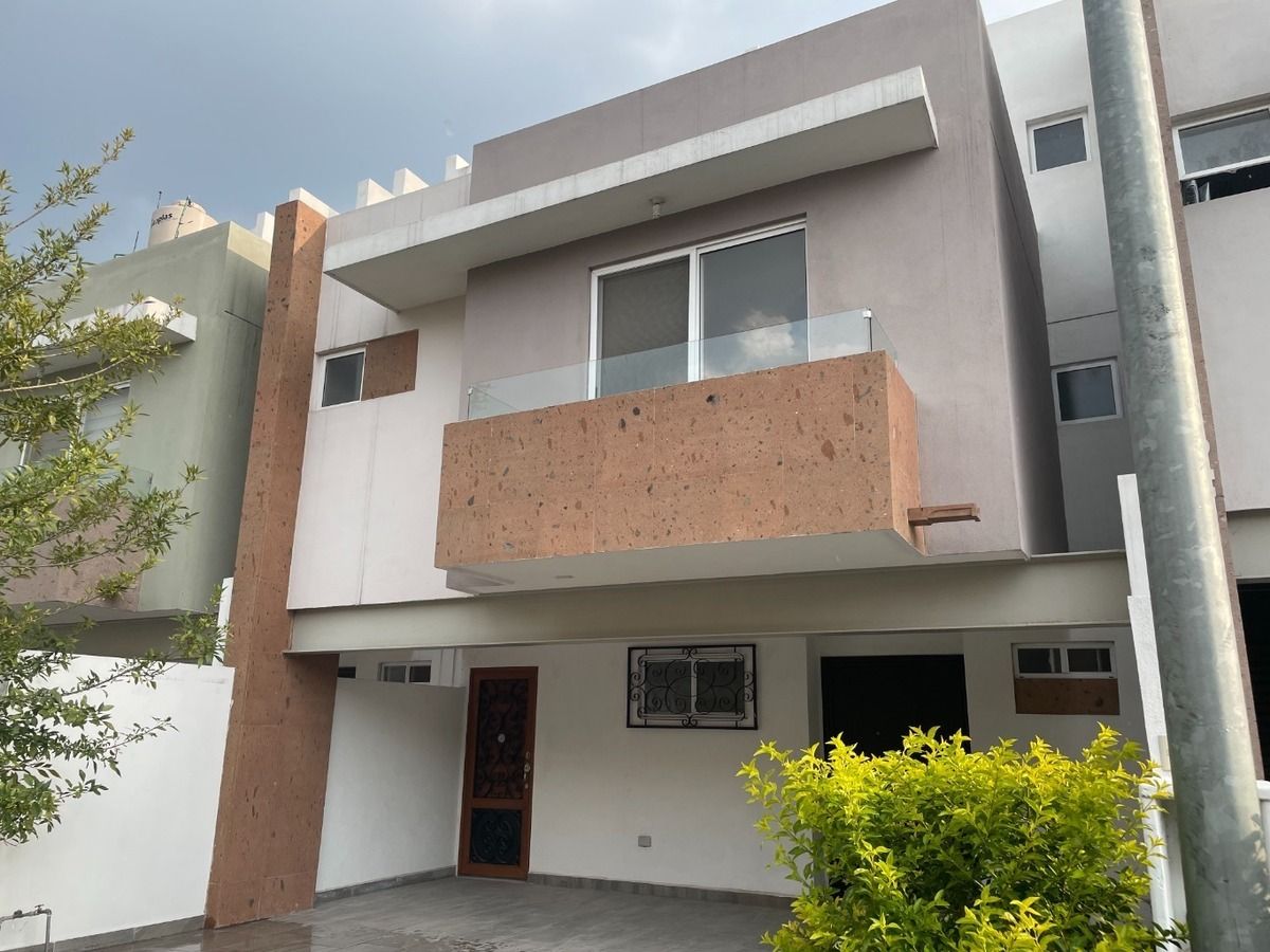https://assets.easybroker.com/property_images/4730157/79955554/EB-RE0157.jpg?version=1726073992