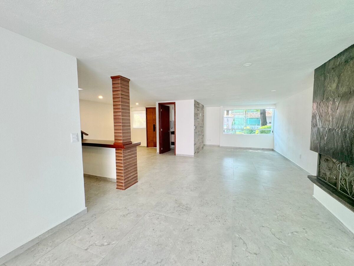 https://assets.easybroker.com/property_images/4734515/80039004/EB-RE4515.jpg?version=1726194755