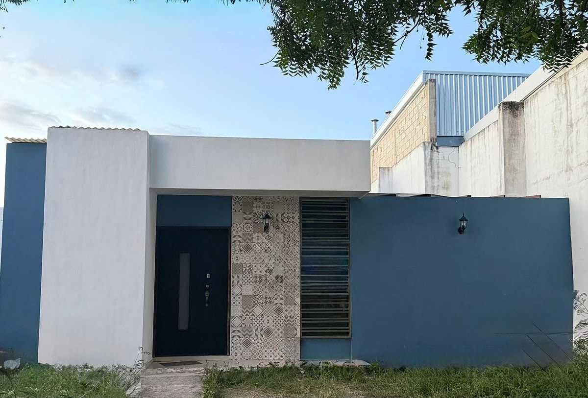 CASA DE UN NIVEL EN GRAN SANTA FE. TERRENO EXCEDENTE - foto 1
