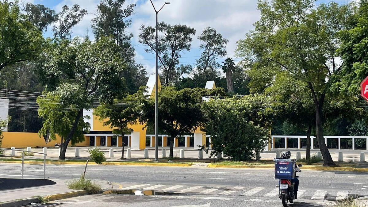 2 de 16