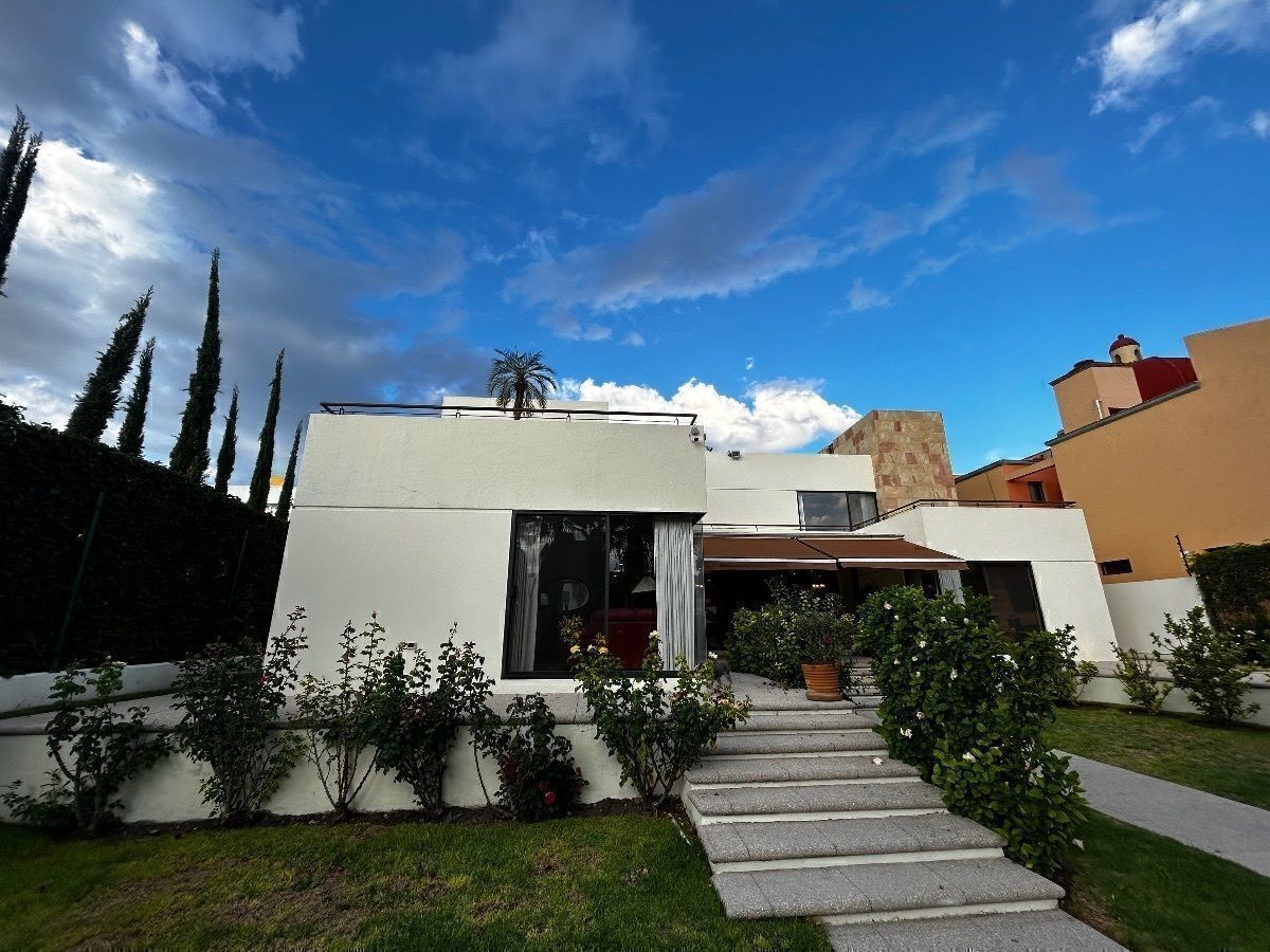 Casa En Venta Juriquilla (Villas del Mesón) Cerca del campo de Golf - foto 1