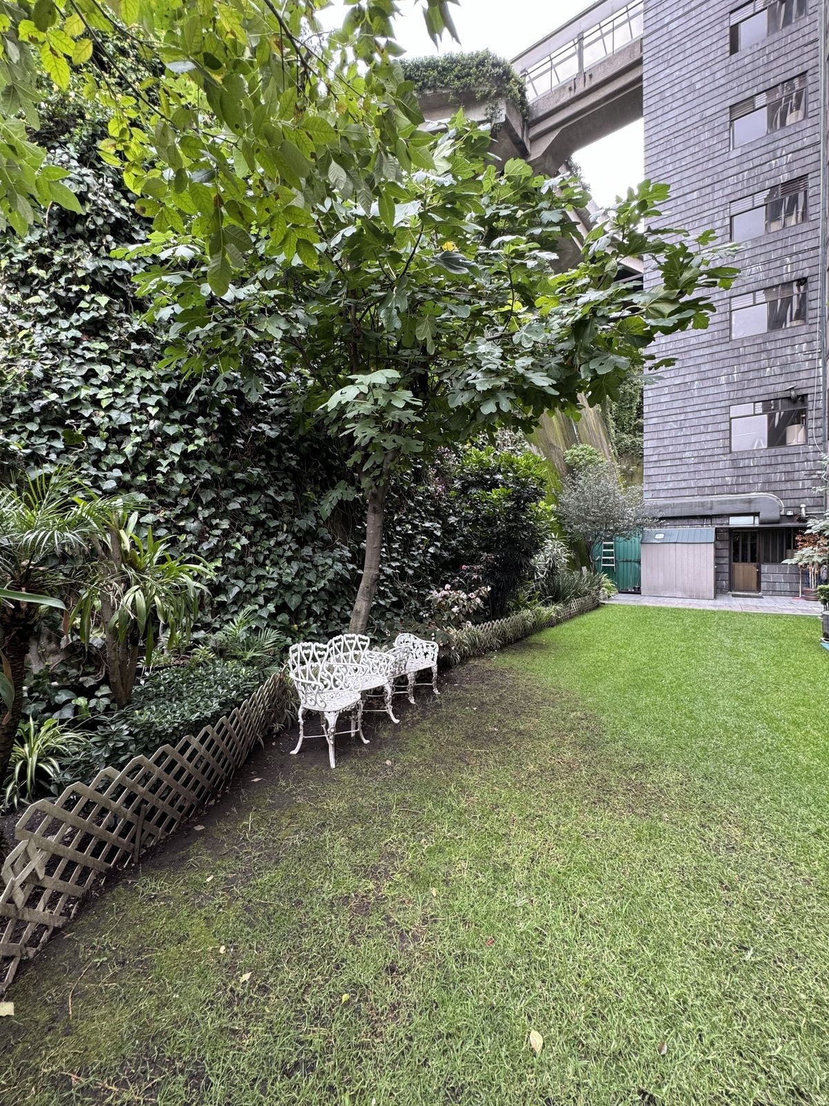 27 de 49