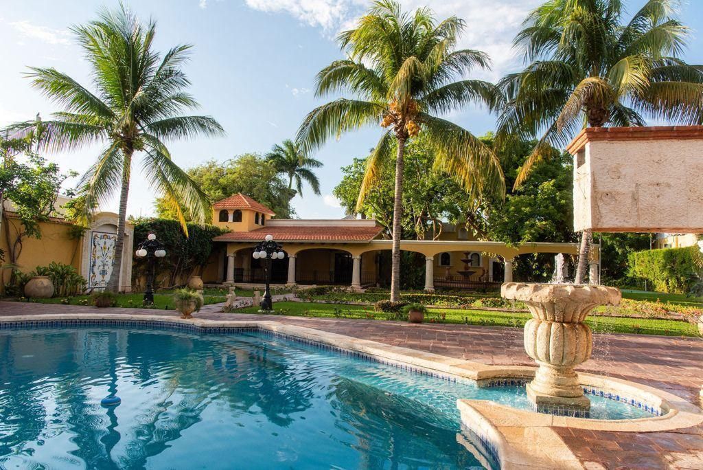 Residencia en Venta en Itzimna de 4500 metros de terreno