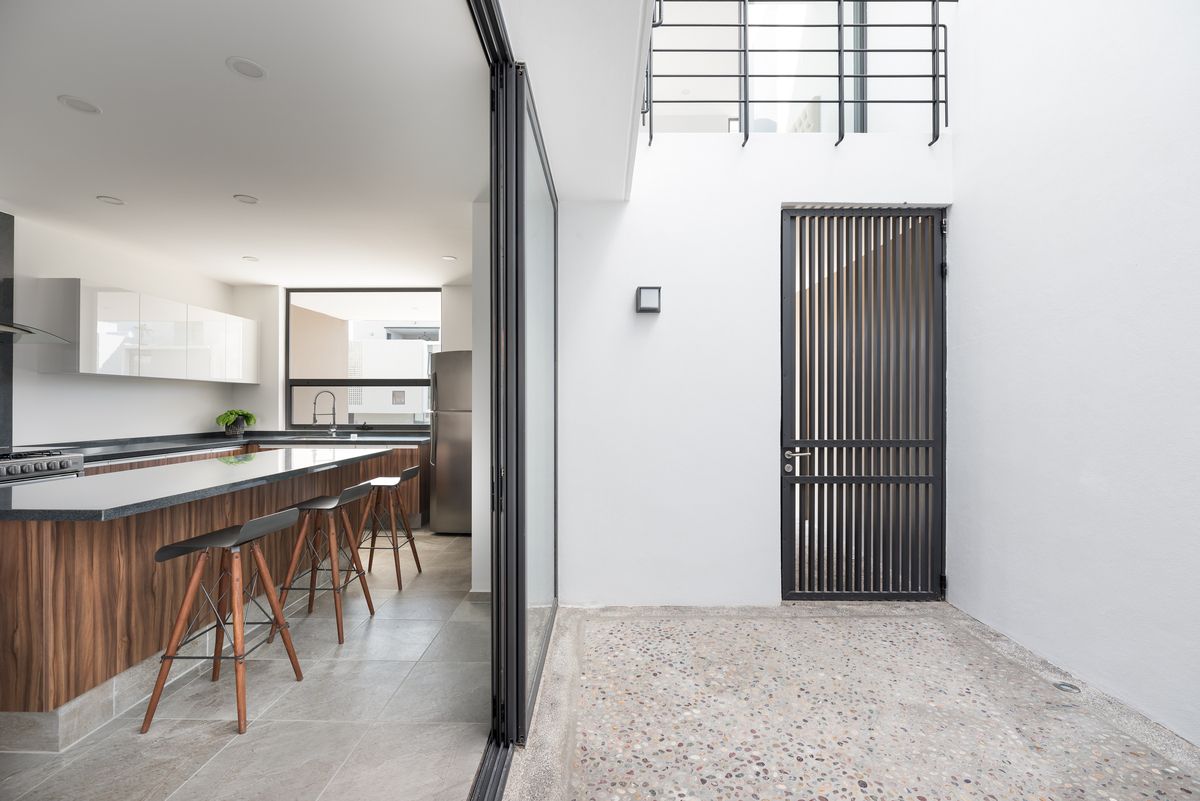 GUADALAJARA, preVENTA MODERNA CASA DE AUTOR, POR GALERÍAS SANTA ANITA - foto 5