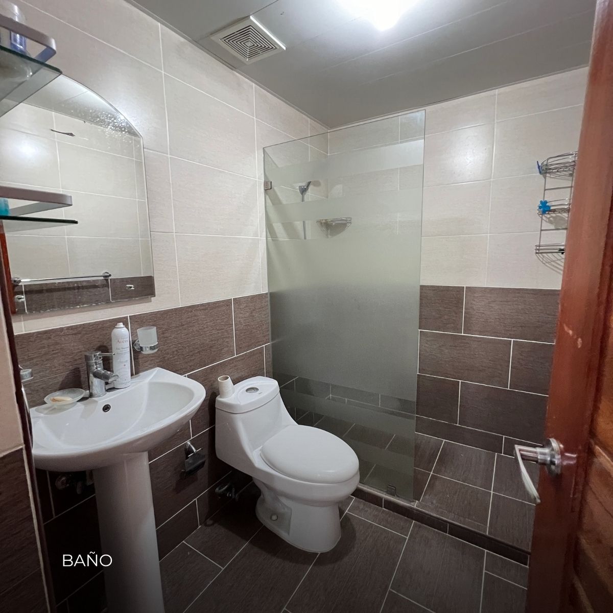 4 de 5: Baño
