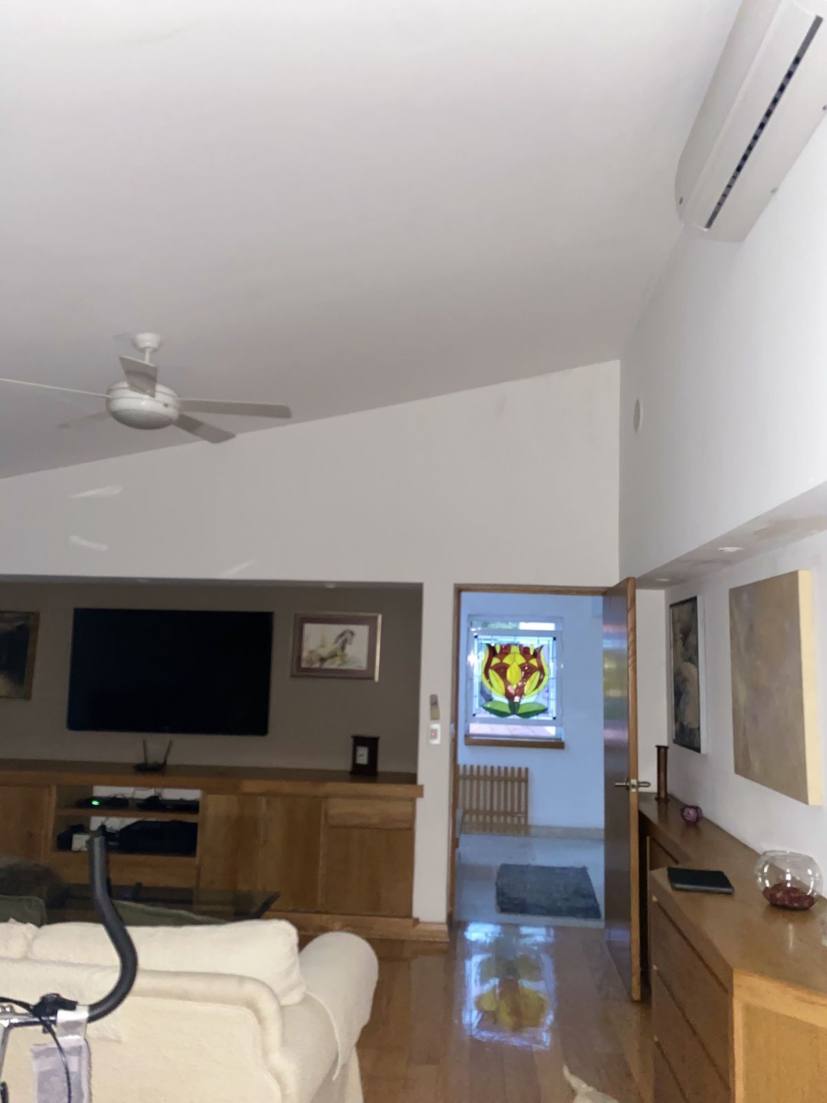 15 of 28: Recámara principal