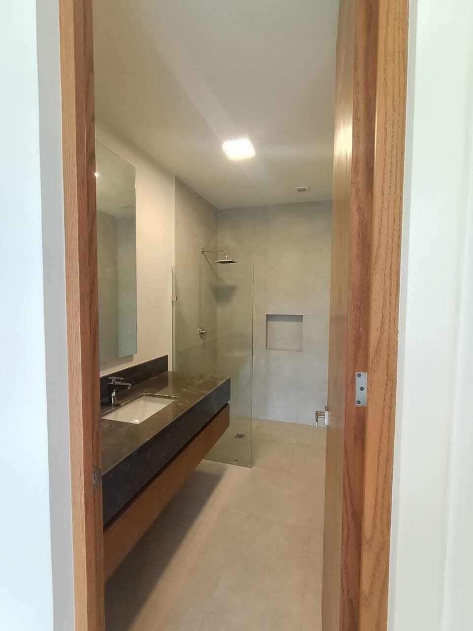 15 de 38: Baño, aseo personal y ducha