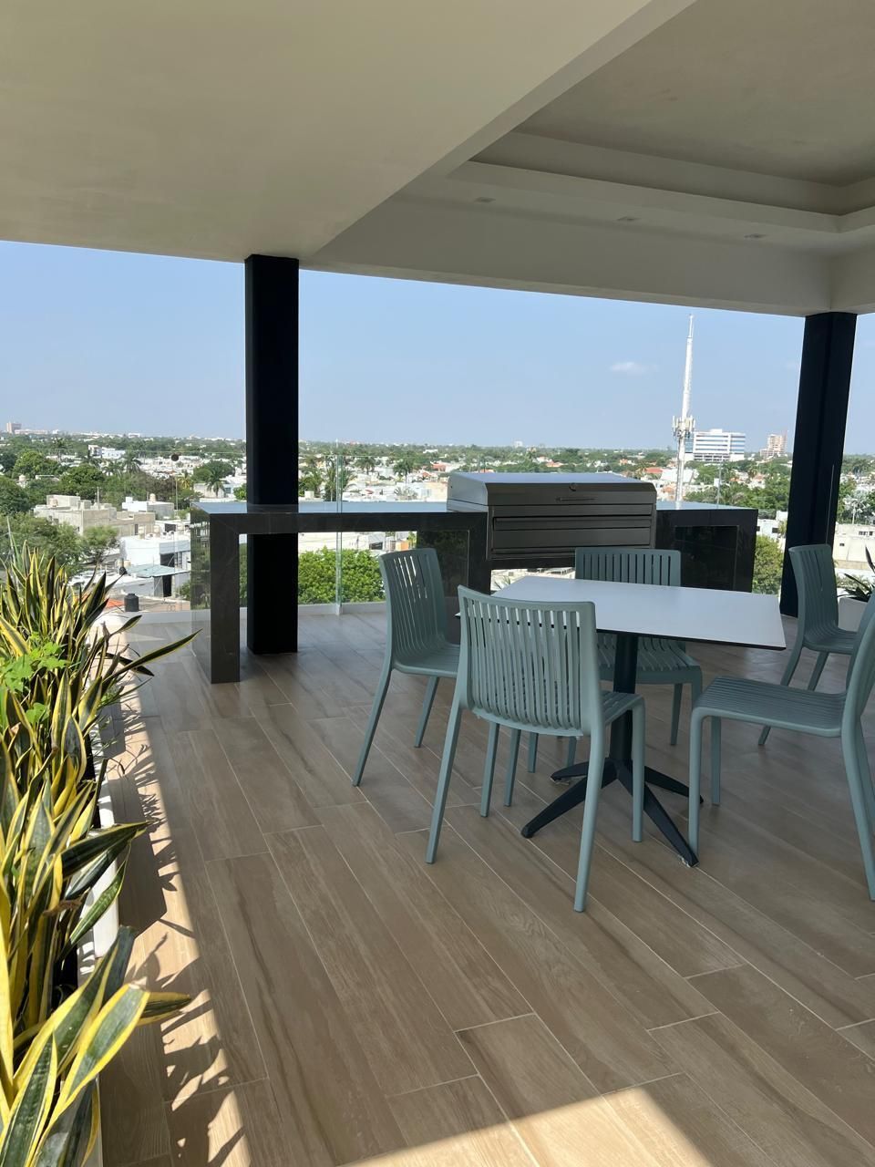 24 de 38: Zona grill