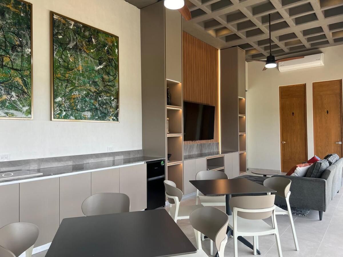 29 de 38: Salón de usos múltiples