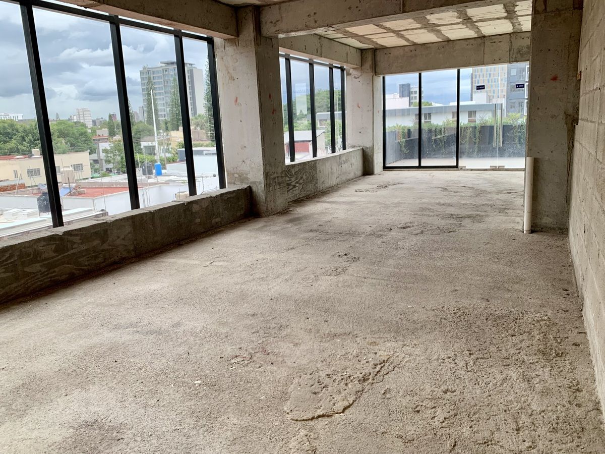 Oficina en Renzo Towers