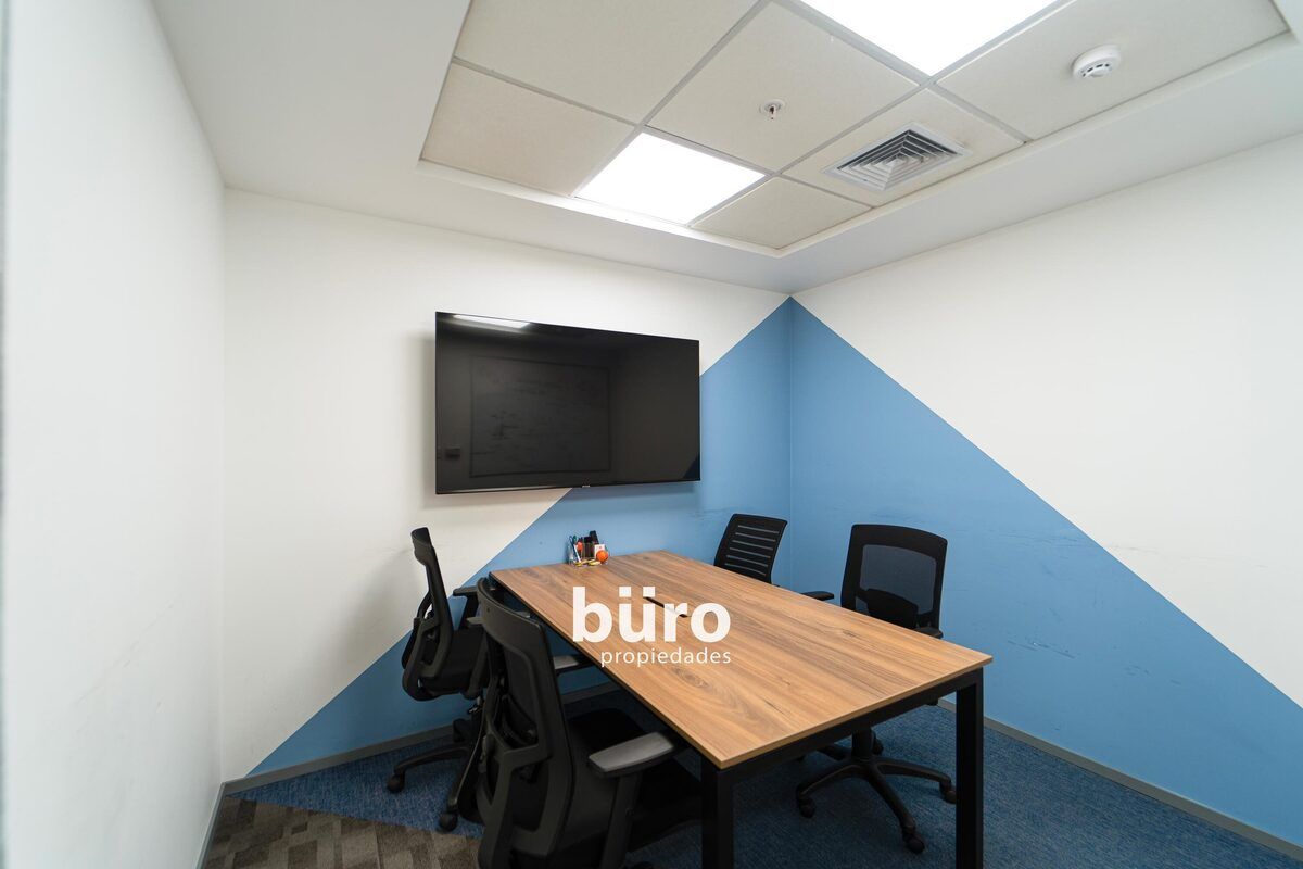 8 de 17: Sala de reunión 1
