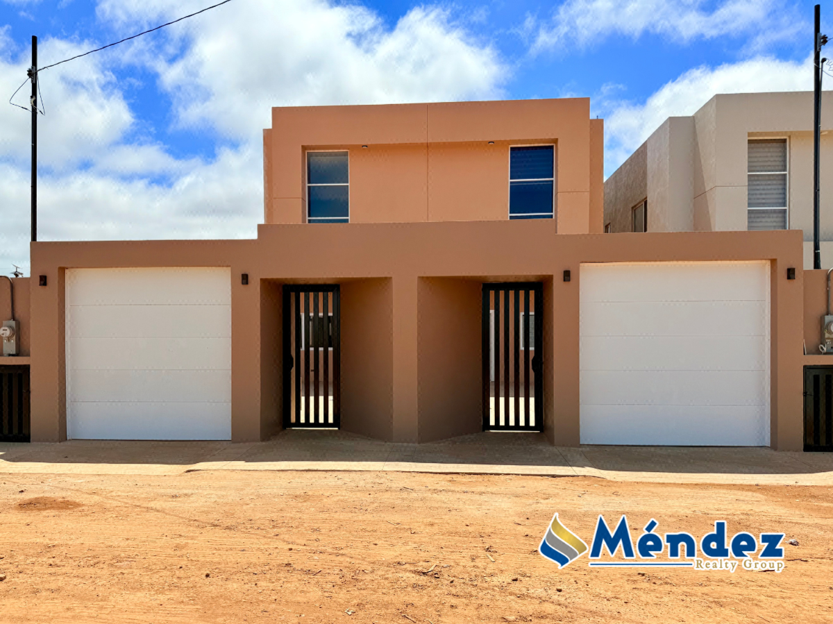 4 Dúplex NUEVOS y amueblados de 2 recámaras, 2 baños y con vigilancia incluida