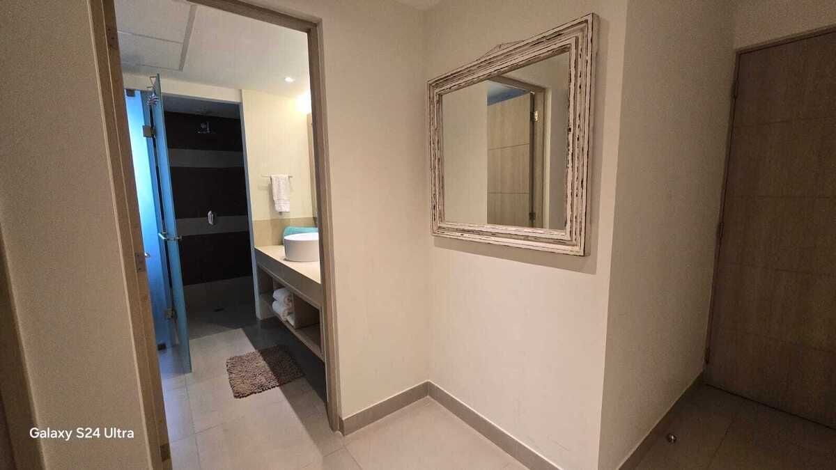 13 de 19: Baño Rec Secundaria y visitas