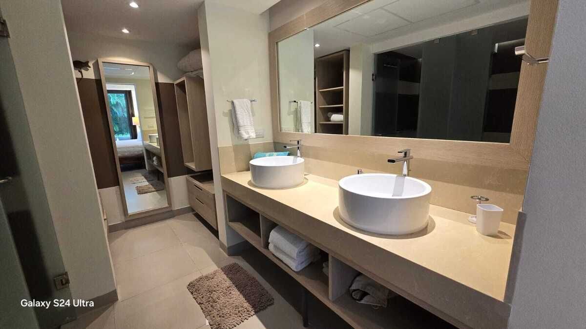 10 de 19: Baño Recámara Principal