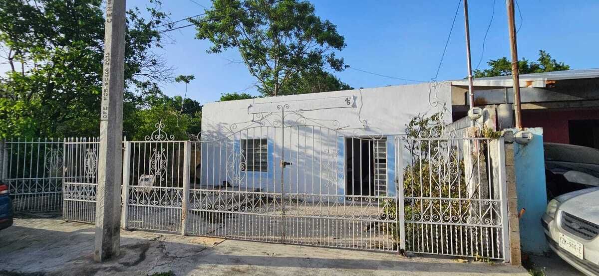 Casa en el Centro de Mérida por Ermita para remodelar - foto 1