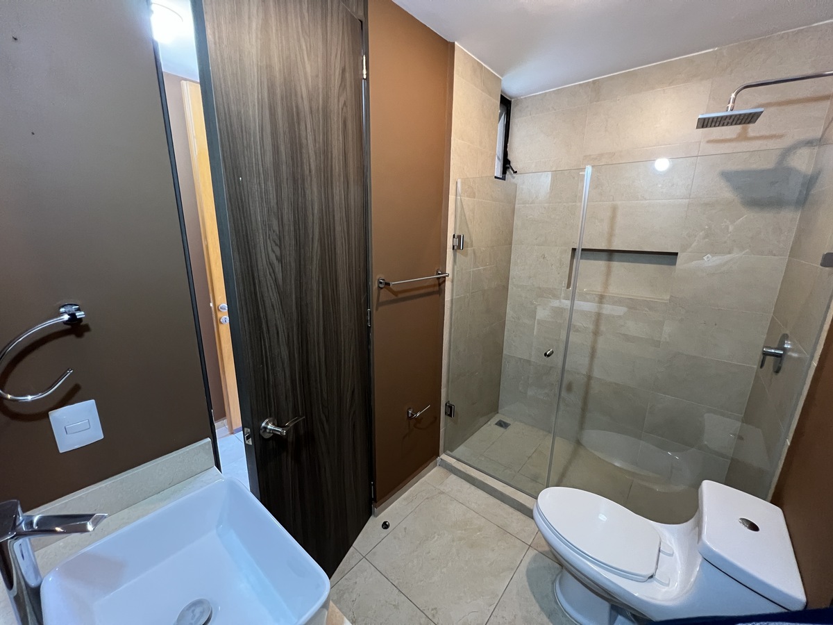 4 de 14: Baño PB