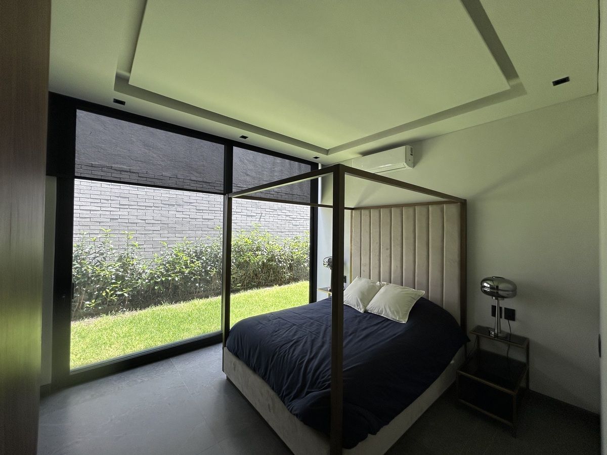 8 de 25: Estudio/ Habitación, planta baja