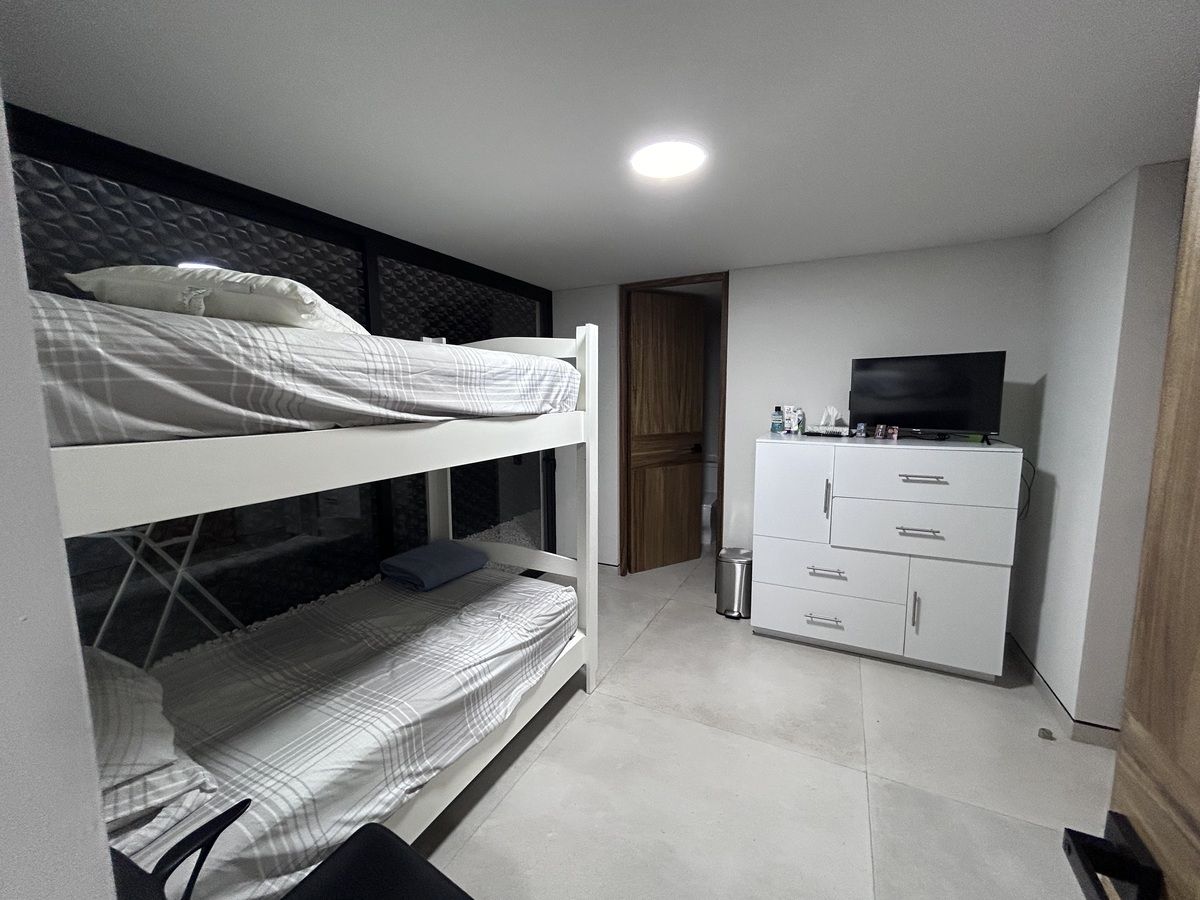 20 de 25: Cuarto de servicio/ sótano