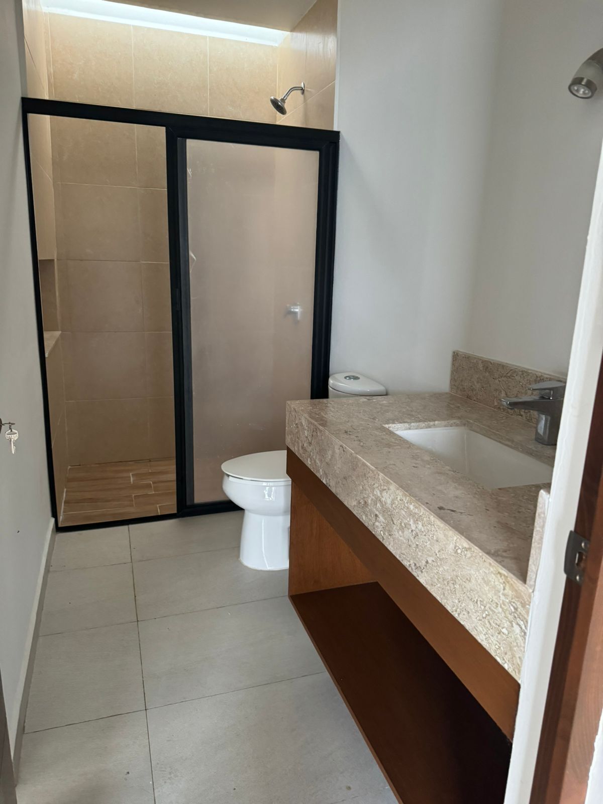 5 de 12: BAÑO